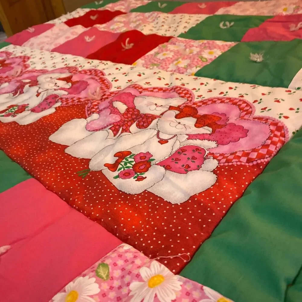 VTG Patchwork Lap Quilt Baby Crib Blanket Kittens Cats Heart Tie Grannycore Gift